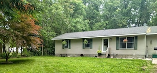 5664 Hall Rd, Muskegon, MI 49442