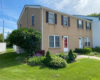 14 Meadow Hills Ln, Fremont, MI 49412