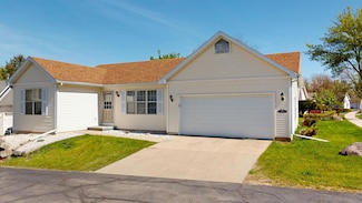 5142 Ridge Oak Dr, Madison, WI 53704