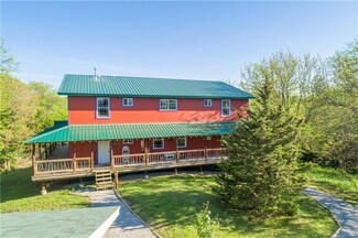12297 N 4th Ave W, Colfax, IA 50054