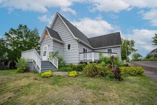 48 2nd St, Duluth, MN 55810
