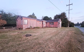105 Barker St, Crescent City, CA 95531