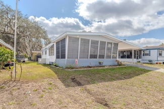 2507 Leisure Ln, Leesburg, FL 34748