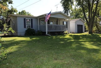 307 Henry St, Lakeview, MI 48850