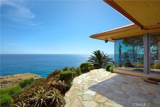 111 S La Senda Dr, Laguna Beach, CA 92651