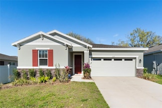 5315 Meadow Song Dr, Okahumpka, FL 34762