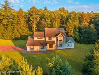 218 Terrace Dr, Saylorsburg, PA 18353