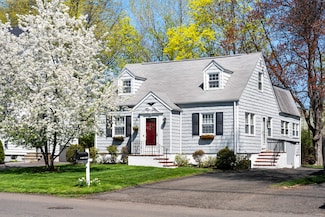 65 Maple St, Darien, CT 06820