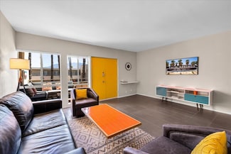 277 E Alejo Rd Unit 206, Palm Springs, CA 92262