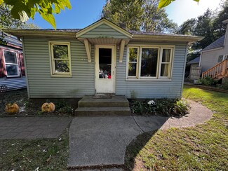 2207 W 48th Ave, Gary, IN 46408