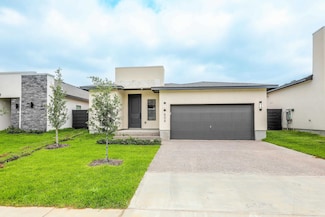 604 Silvana Dr, Laredo, TX 78045