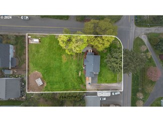 5915 NE 53rd Ave, Vancouver, WA 98661