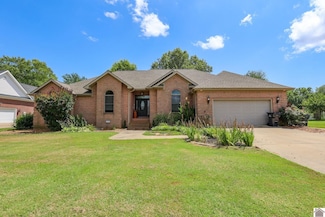 225 Willow Lake, Paducah, KY 42003