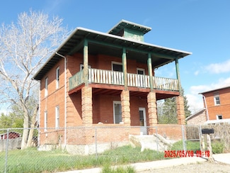 315 Grove St, Trinidad, CO 81082