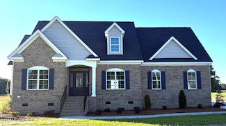 1665 S Old Carriage Rd, Rocky Mount, NC 27804