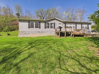 7171 Union Ridge Rd, Lesage, WV 25537