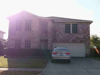2951 Santa Sabina Dr, Grand Prairie, TX 75052