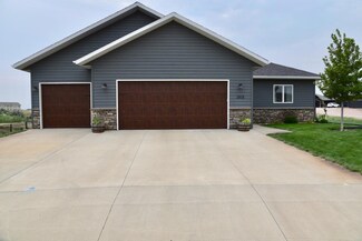 2003 Lancaster Place, Pierre, SD 57501