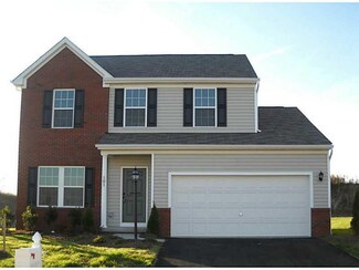 106 Cameron Square Dr, Evans City, PA 16033