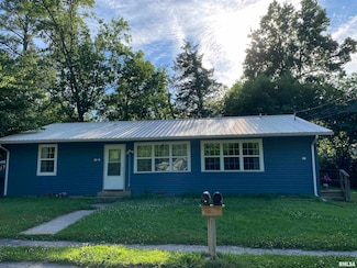 202 S Friedline Dr, Carbondale, IL 62901
