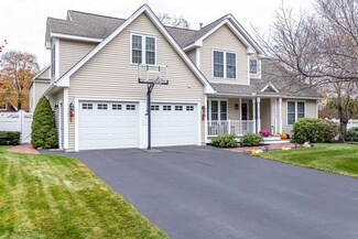 3 Smithfield Terrace, Nashua, NH 03064