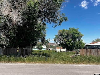 729 W Miller St, Rawlins, WY 82301