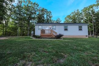6519 W James Anderson Hwy, Gladstone, VA 24553