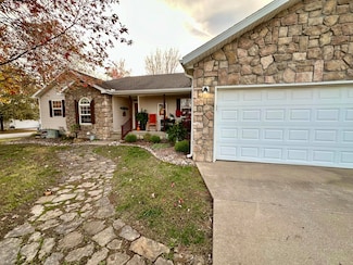 107 S Diamond Loop, Diamond, MO 64840