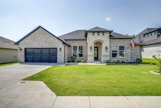 1225 Crown Valley Dr, Weatherford, TX 76087