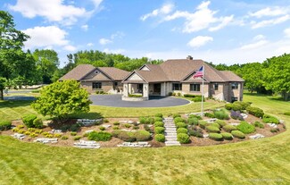 36W918 Crane Rd, Saint Charles, IL 60175