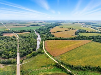 14122 SW 142nd Rd, Dewitt, NE 68341