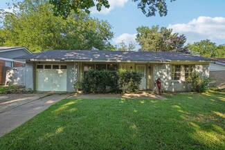 1705 Inglewood Dr, Grand Prairie, TX 75051