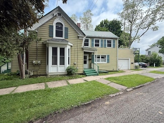 530 Crescent St, Ogdensburg, NY 13669