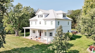 457 Hwy 35, Dakota City, NE 68731