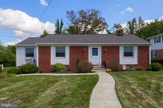 1737 Sammar Rd, Lancaster, PA 17601