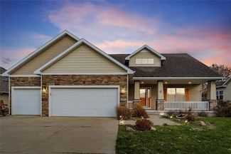 4870 Andrews Place, Pleasant Hill, IA 50327