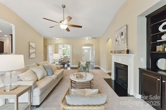 8830 Artesa Mill Ln, Charlotte, NC 28214