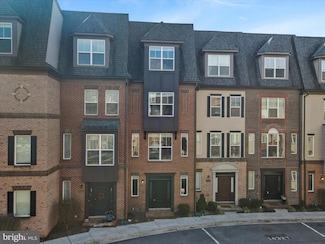 1442 Trafalgar Ln, Frederick, MD 21701