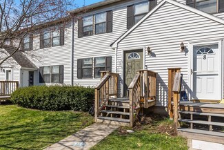 10 Woodbridge Ln, Middlebury, VT 05753