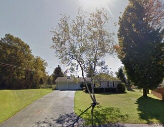 4 Yoxall Ct, Oriskany, NY 13424