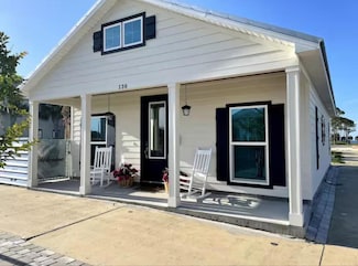 130 Village Dr, Port St. Joe, FL 32456
