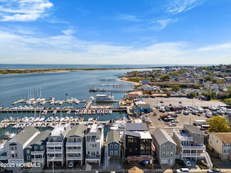 11 Seadrift Ave, Highlands, NJ 07732
