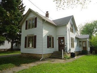 432 Watson St, Aurora, IL 60505