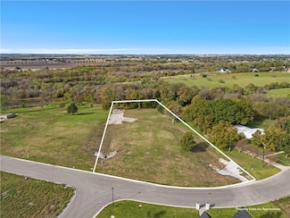 193 Water View Ln, Robinson, TX 76706