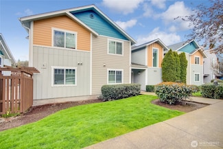 823 Davis Place S Unit 102, Seattle, WA 98144