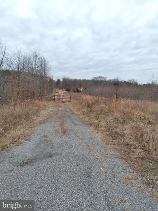 9470 Lomax Rd, Faulkner, MD 20632