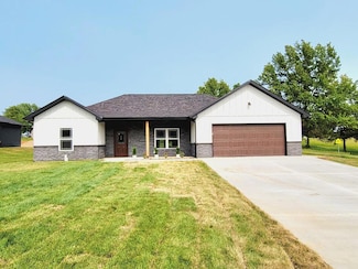 10896 Country Aire Meadows Ct, Holts Summit, MO 65043
