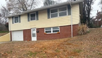 1311 E Morgan St, Boonville, MO 65233