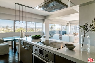 10701 Wilshire Blvd Unit 701, Los Angeles, CA 90024