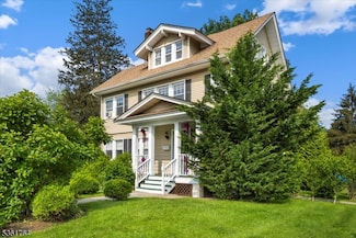 422 Valley Rd, Montclair, NJ 07043